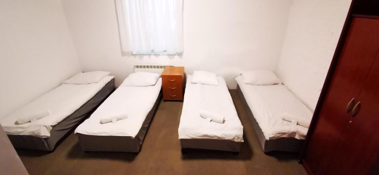 Warszawa-ursus 4* Varsovia