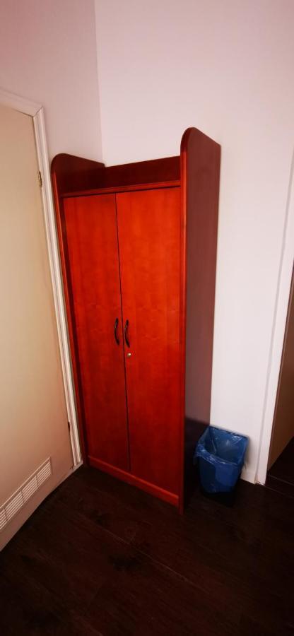 Warszawa-ursus Hotel Varsovia